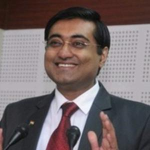 Dr. Vinod Surana